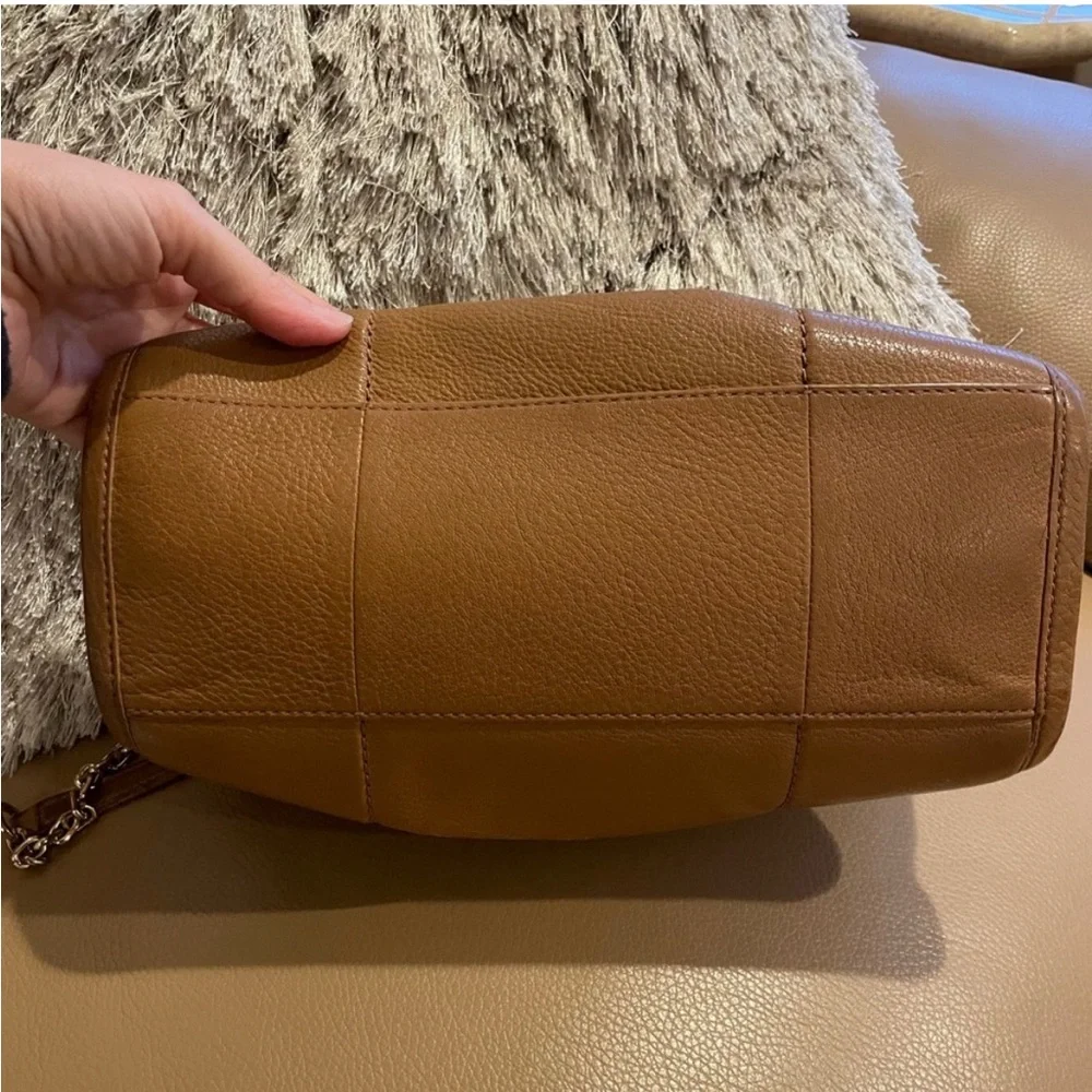 Used Tory Burch Brown Leather Tote Bag - Picture 3 of 9